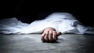 పరీక్షల్లో కాపీ కొట్టనివ్వలేదని విద్యార్థి హత్య!