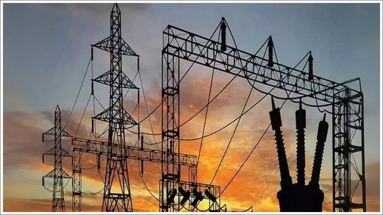 విద్యుత్ వినియోగదారులకు శుభవార్త.. కరెంట్ చార్జీల పెంపు లేనట్టే!