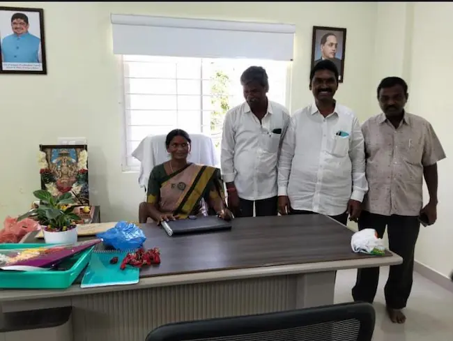 Husnabad Municipal Controversy: మున్సిపల్ కార్యాలయంలో వివాదం…!