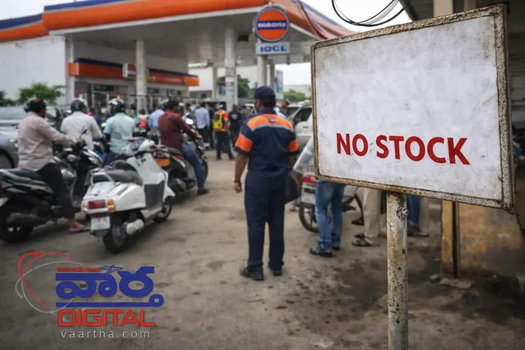 IOCL: Don't believe the rumors of no-stock boards at petrol pumps!