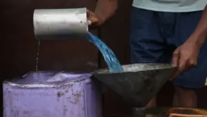 వంటగదిలో మళ్లీ కిరోసిన్ వాసన.. పదేళ్లలో ఇదే మొదటిసారి!