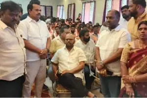 సీఎం ఫోటోపై రగడ..వర్మ ఆగ్రహం