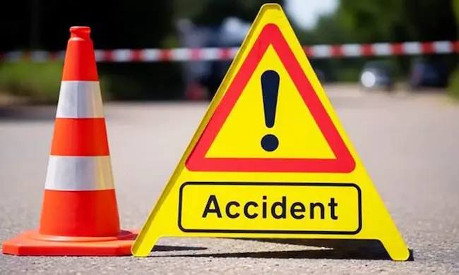 Chintapally Accident:నల్గొండలో ఘోర రోడ్డు ప్రమాదం.. లారీ ఢీకొని నలుగురు దుర్మరణం!