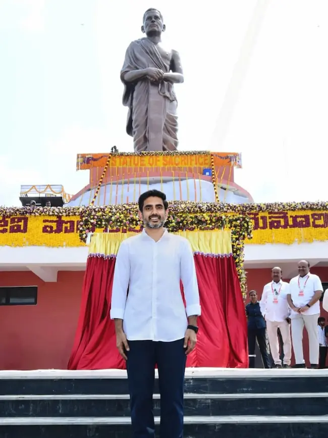 Statue of Sacrifice: అమరావతిలో పొట్టి శ్రీరాములు విగ్రహం.. మాట నిలబెట్టుకున్న లోకేశ్!