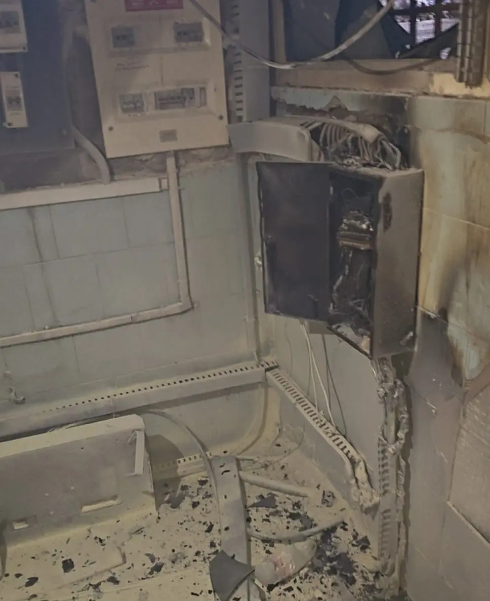 రైల్వేస్టేషన్ లో స్వల్ప అగ్నిప్రమాదం