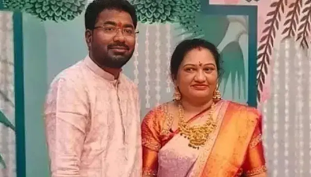 Peddapalli Road Accident: కారు అదుపుతప్పి దంపతుల దుర్మరణం!