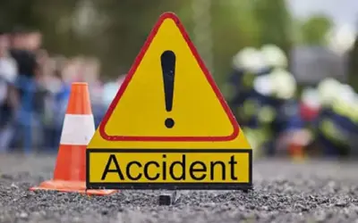 Uttar Pradesh Road Accident: ఆగ్రాలో ఘోర రోడ్డు ప్రమాదం.. ఐదుగురు భక్తులు మృతి!