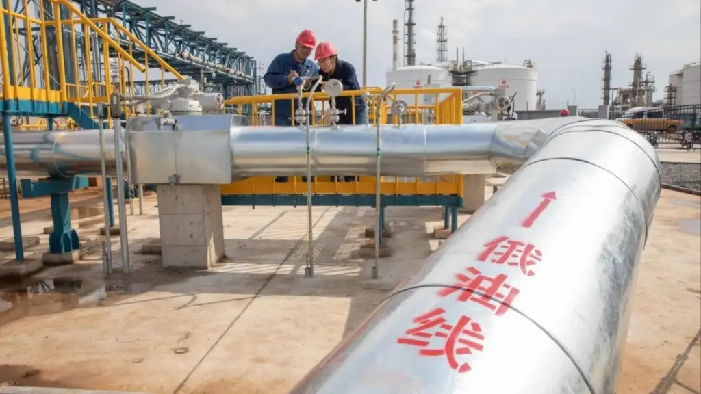 China startup innovation: Making petrol with air and water!