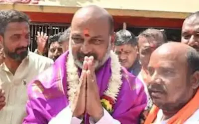 Bandi Sanjay: కొండగట్టులో బండి సంజయ్ ప్రత్యేక పూజలు