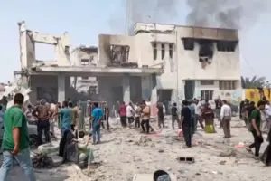 పాఠశాల దాడిలో మరణించిన వారికి సామూహిక అంత్యక్రియలు