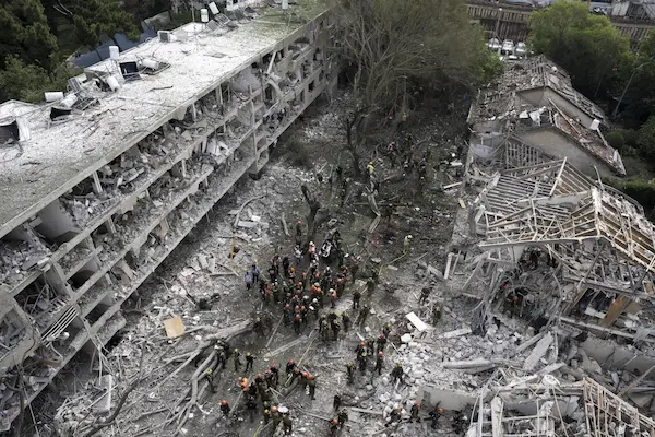 Israel: ఇరాన్ అధ్యక్ష భవనంపై ఇజ్రాయెల్ వైమానిక దాడులు