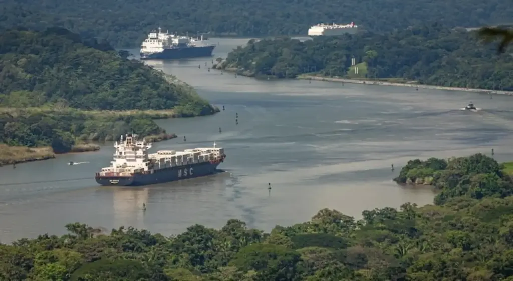 Iran War: Increased traffic through the Panama Canal due to the Iran War
