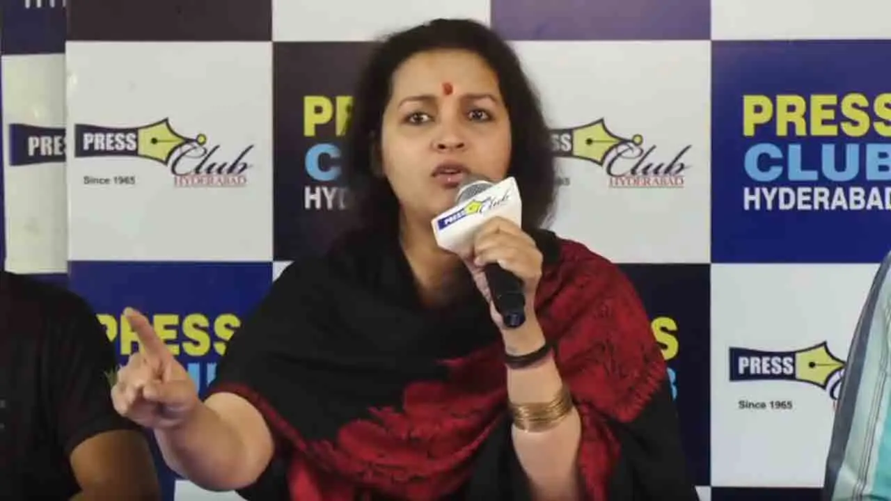 Renu Desai: రేణు దేశాయ్ వేధింపుల కేసులో ఇద్దరు ట్రోలర్లు అరెస్ట్