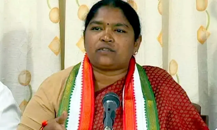 Telangana: ప్రగతి ఫలాలు అందించడమే మా లక్ష్యం మంత్రి సీతక్క